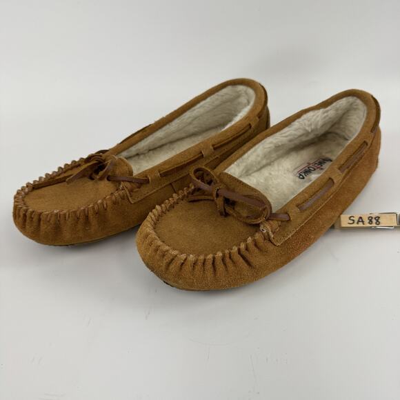 Minnetonka Trapper Leather Slippers Cinnamon Tan Women Size 8 Lined w/ Shearling - Picture 8 of 8